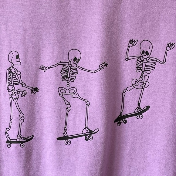 Skateboarding Skeletons sweatshirt in a size extra small - Picture 4 of 13
